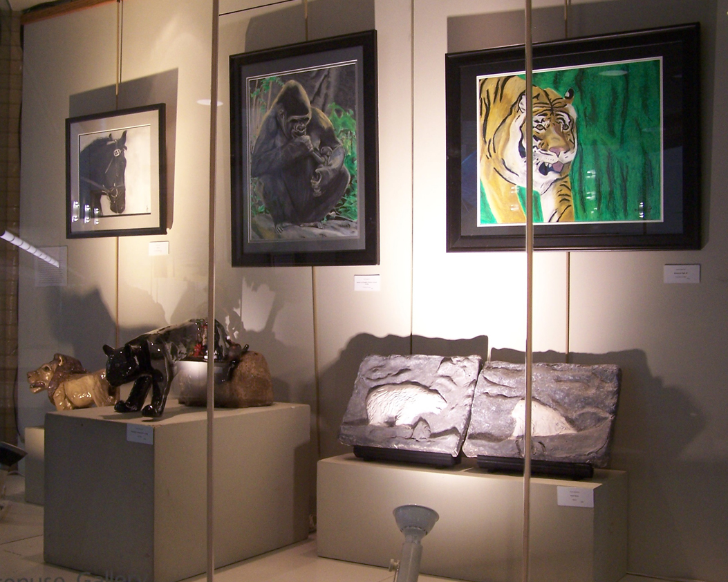 Hypotenuse Gallery featuring a variety of 2D and 3D Artwork - click on this image to access the Hypotenuse Gallery Website